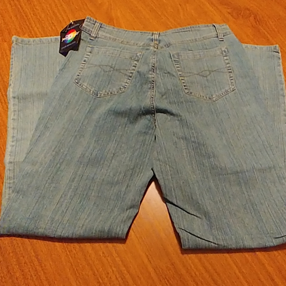 Jeans - Picture 3 of 3